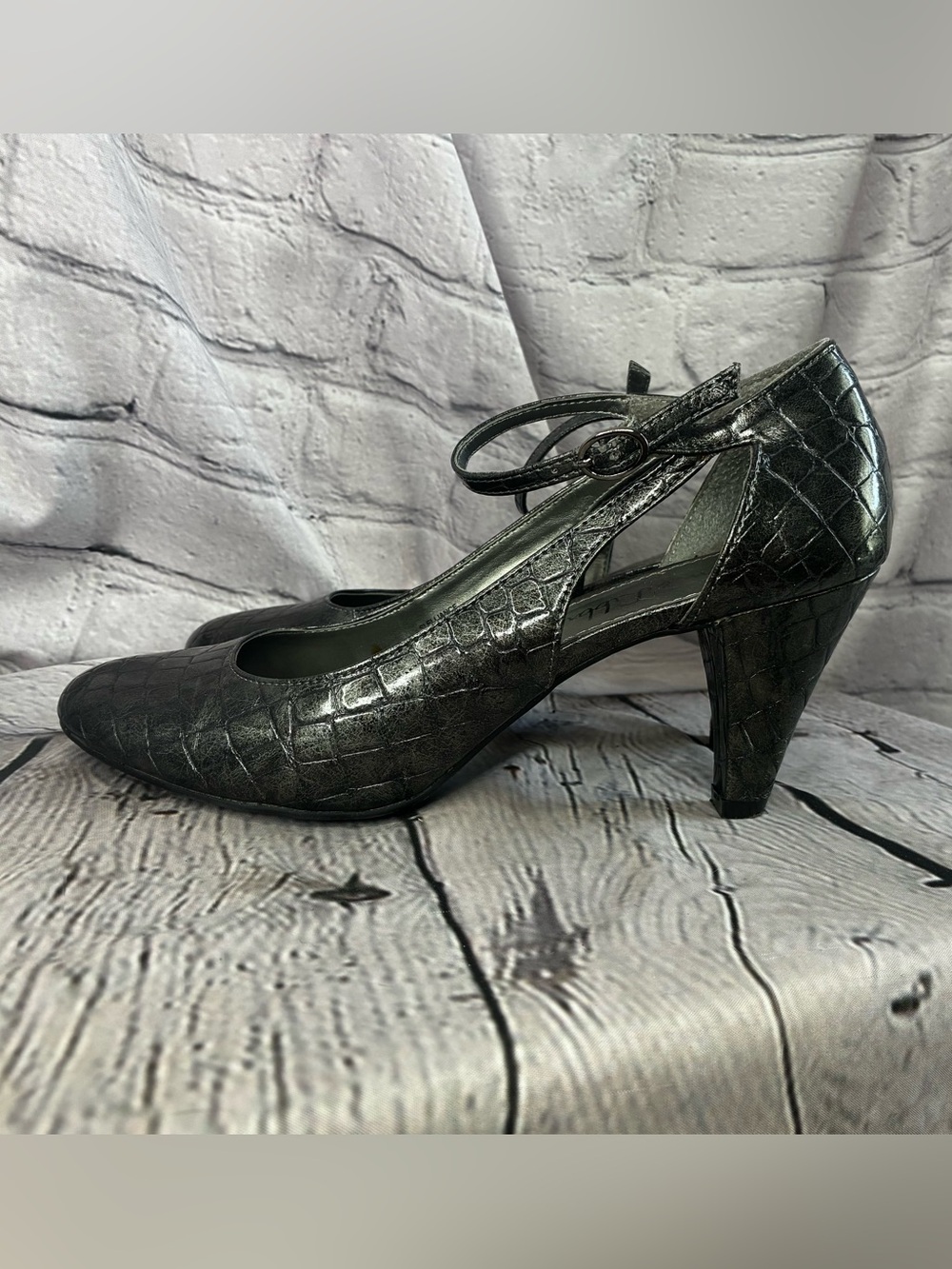 Cybercorp Goth Metal Career Office Siren Pewter Croc Embossed Mary Jane Pumps 10 - Picture 4 of 11